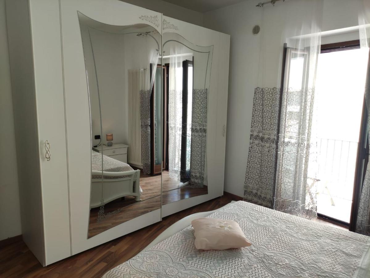 ויאסטה Uria Rooms & Suite B&B מראה חיצוני תמונה