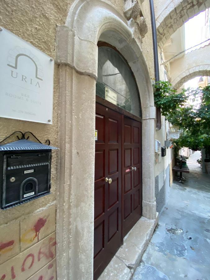 ויאסטה Uria Rooms & Suite B&B מראה חיצוני תמונה