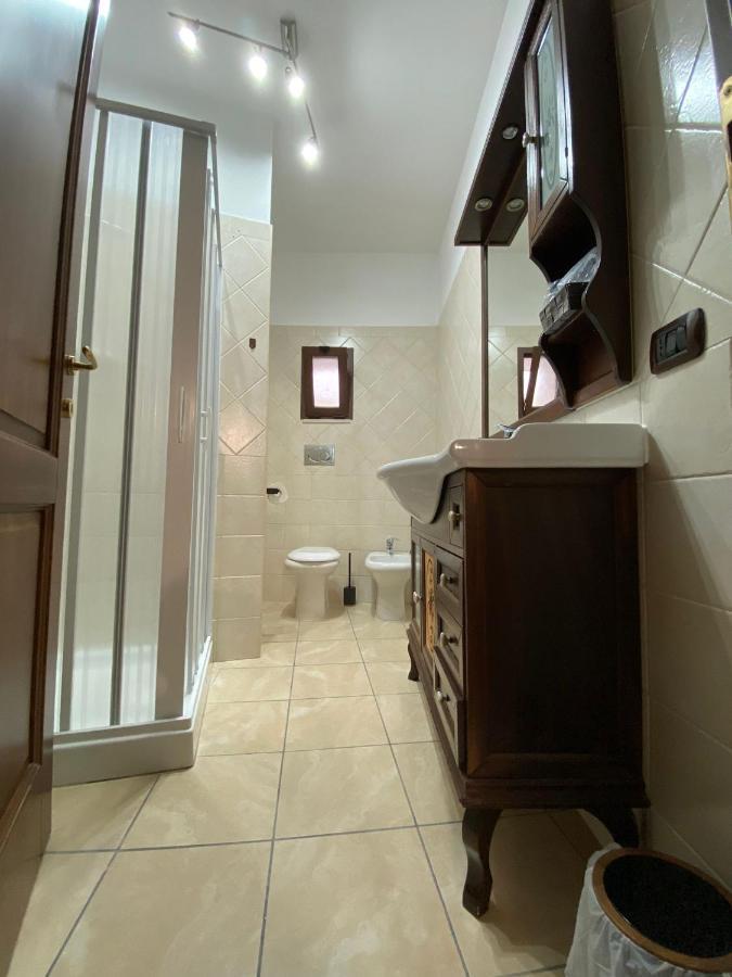 ויאסטה Uria Rooms & Suite B&B מראה חיצוני תמונה